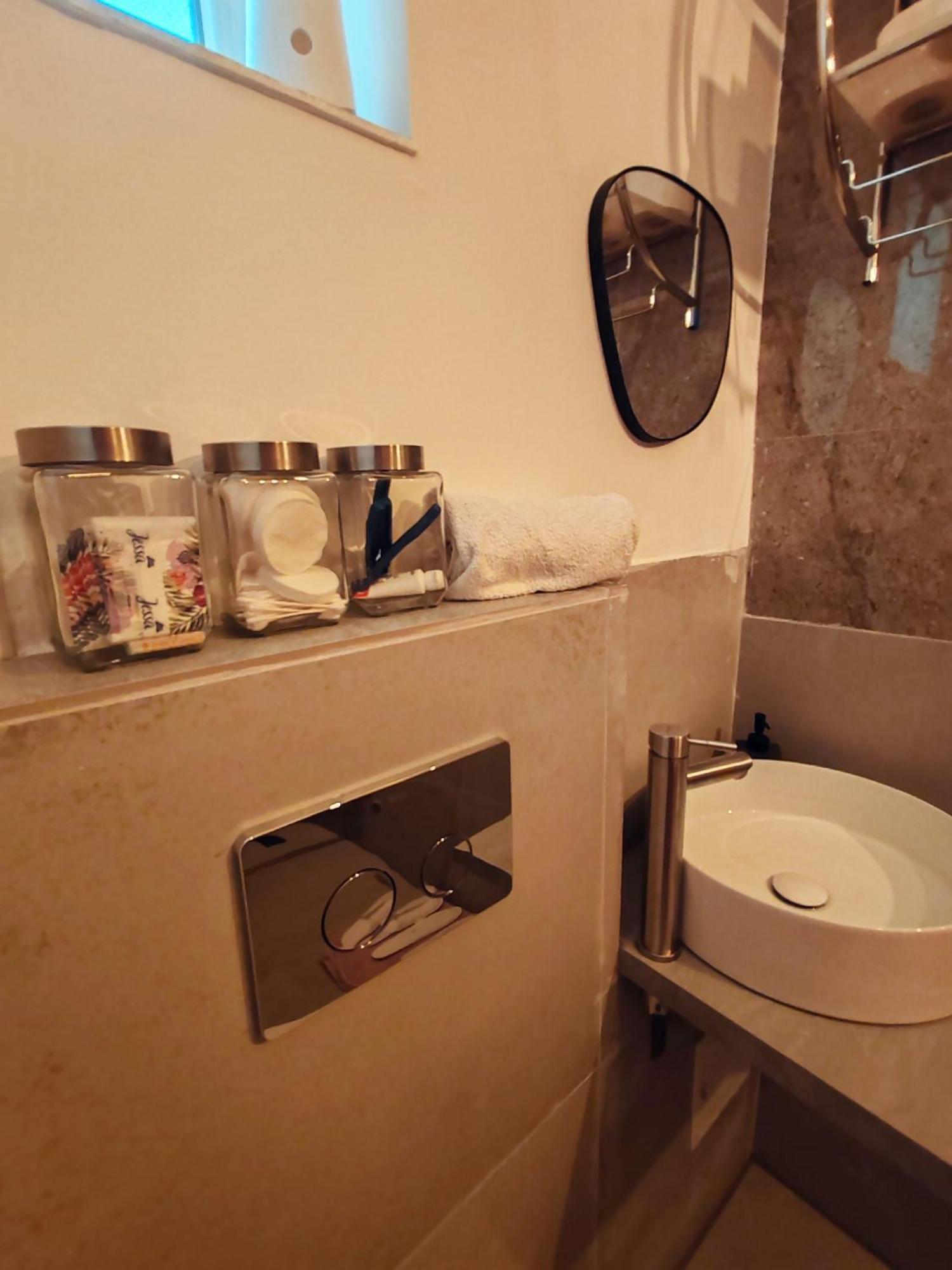 Studio Grigio Apartament